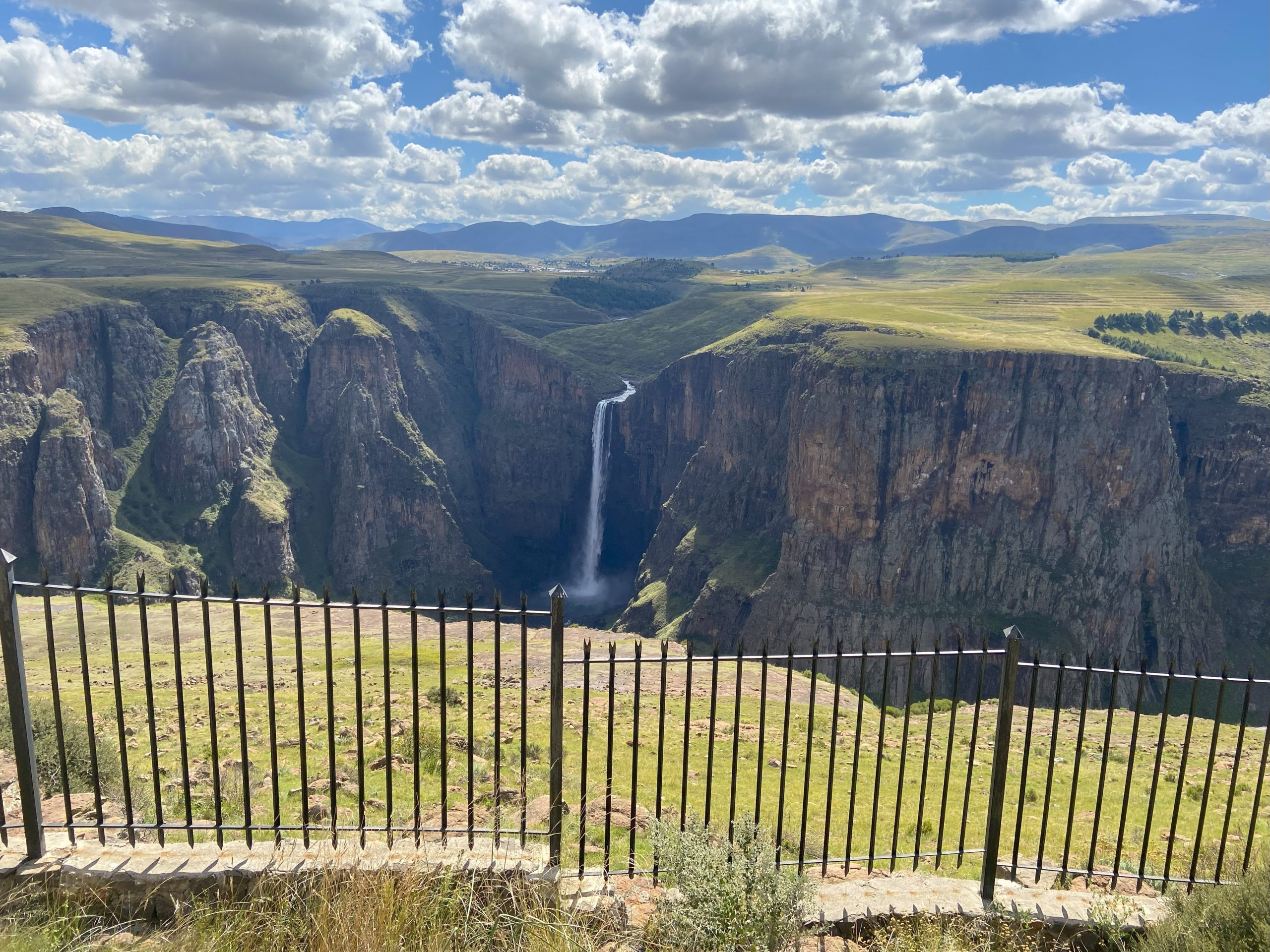 レソトに来るならここ！大自然と現地ご飯を満喫～レソト旅行記③