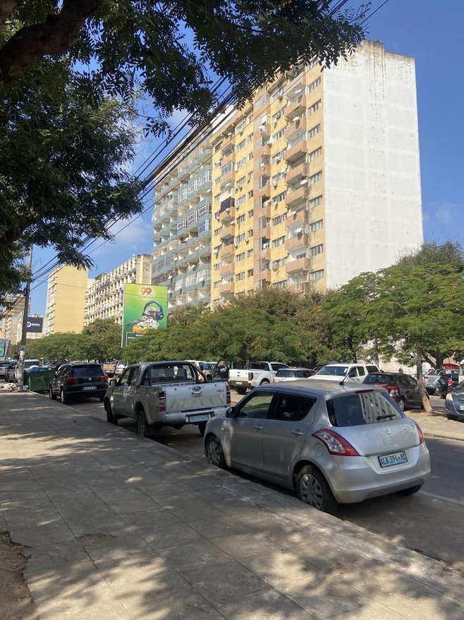 マプトのカラフルな街の様子②