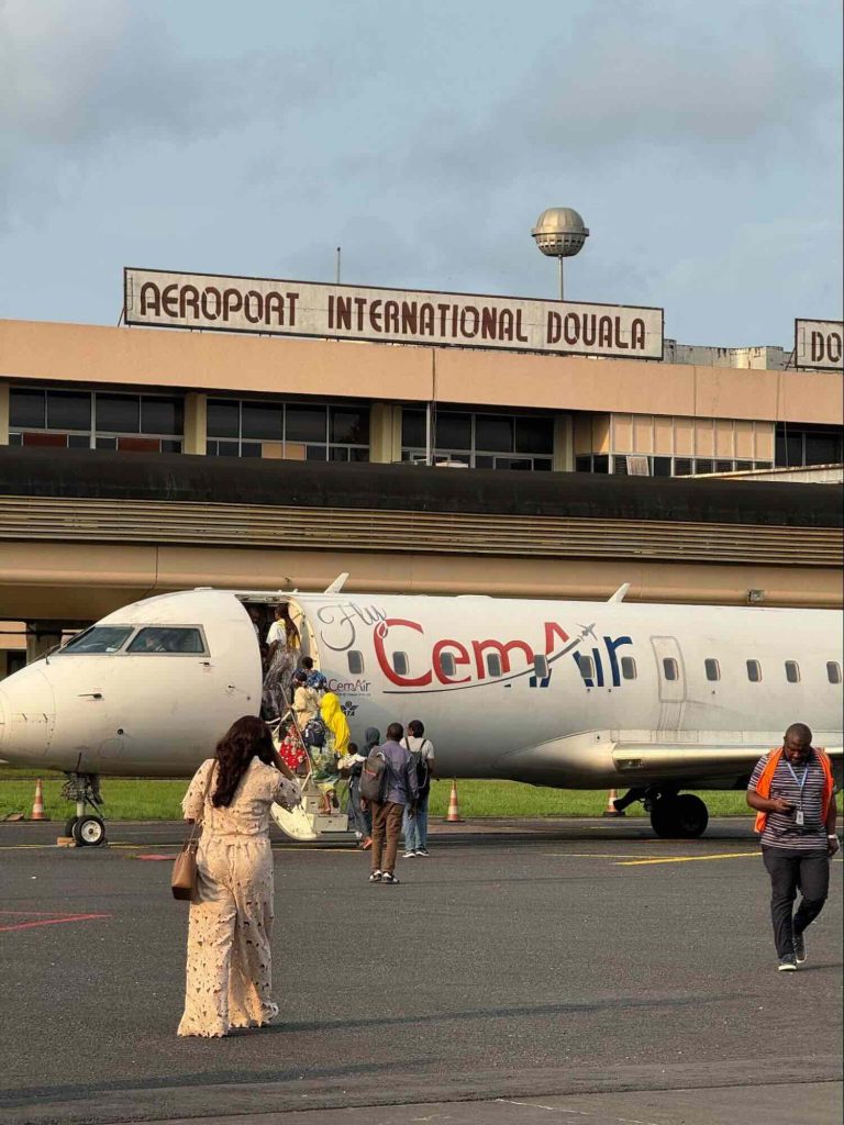 ドゥアラ国際空港