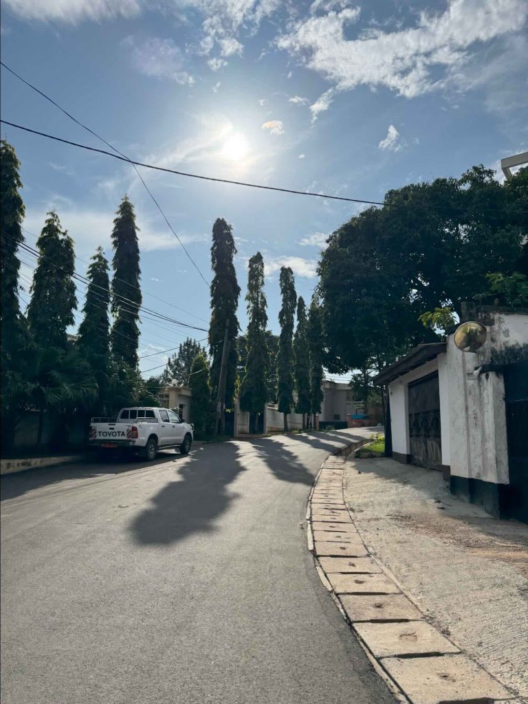 バストス地区日本大使館