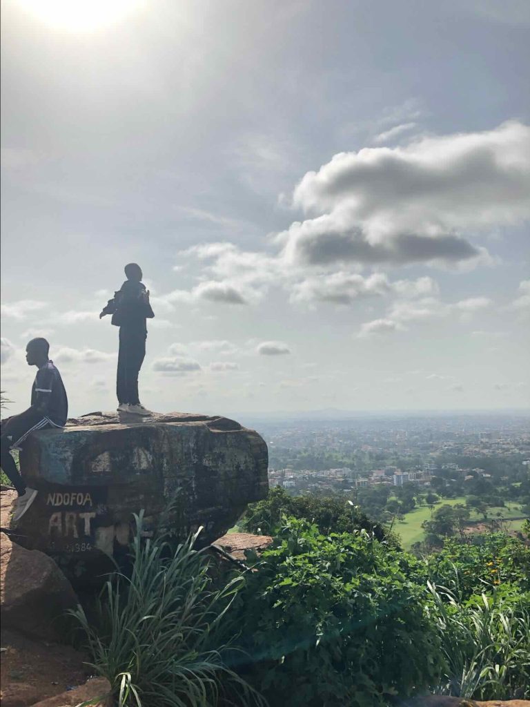 ヤウンデの高台Mont FébéのRocher