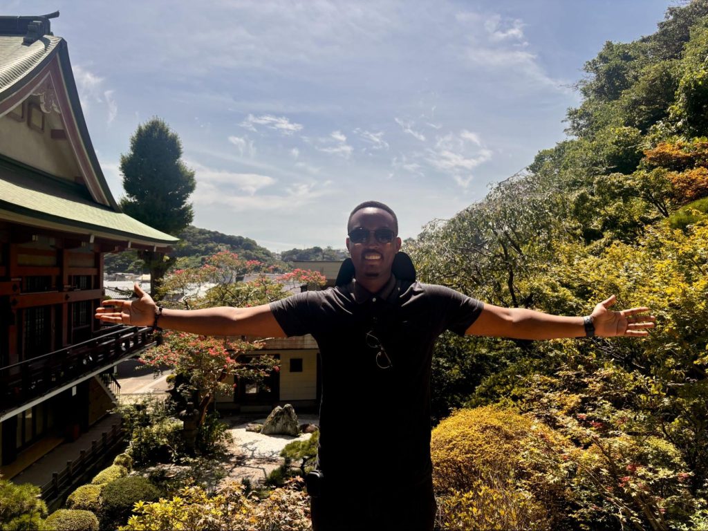 神社とMiguelさん