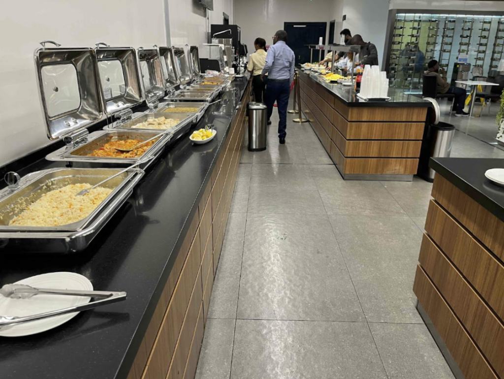 ラウンジ＿食事コーナー