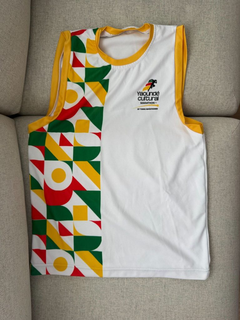 Yaoundé Cultural Marathonの大会タンクトップ